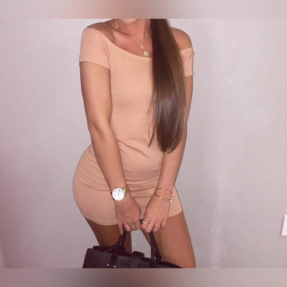 Off-Shoulder Short Dress